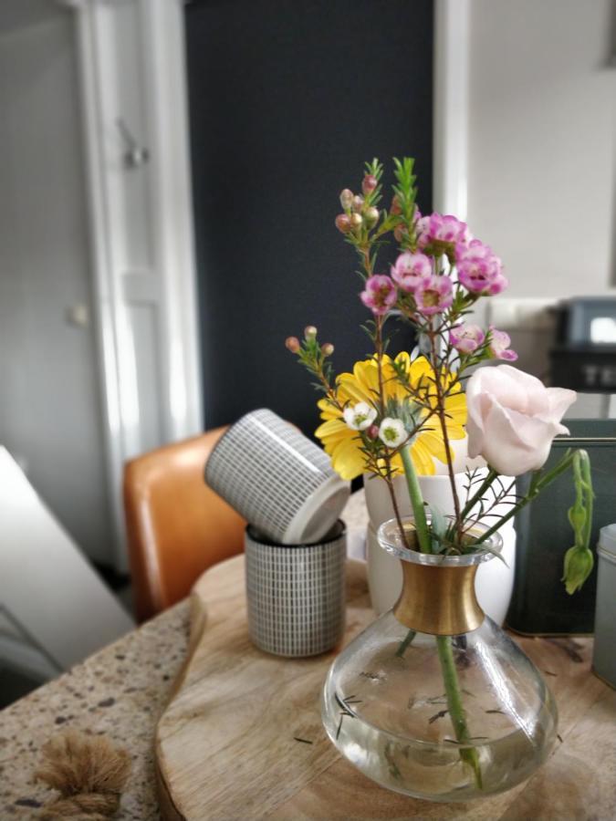 'T Hofhuys Oss Apartment ภายนอก รูปภาพ